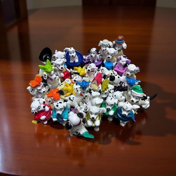 29 Vintage McDonalds 90s Happy Meal Toys 101 Dalmatian Dogs Puppy Figures 2-3" - Picture 1 of 5